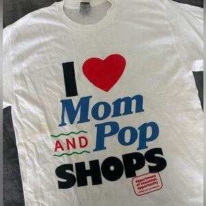 I love mom and pop shops graphic tee